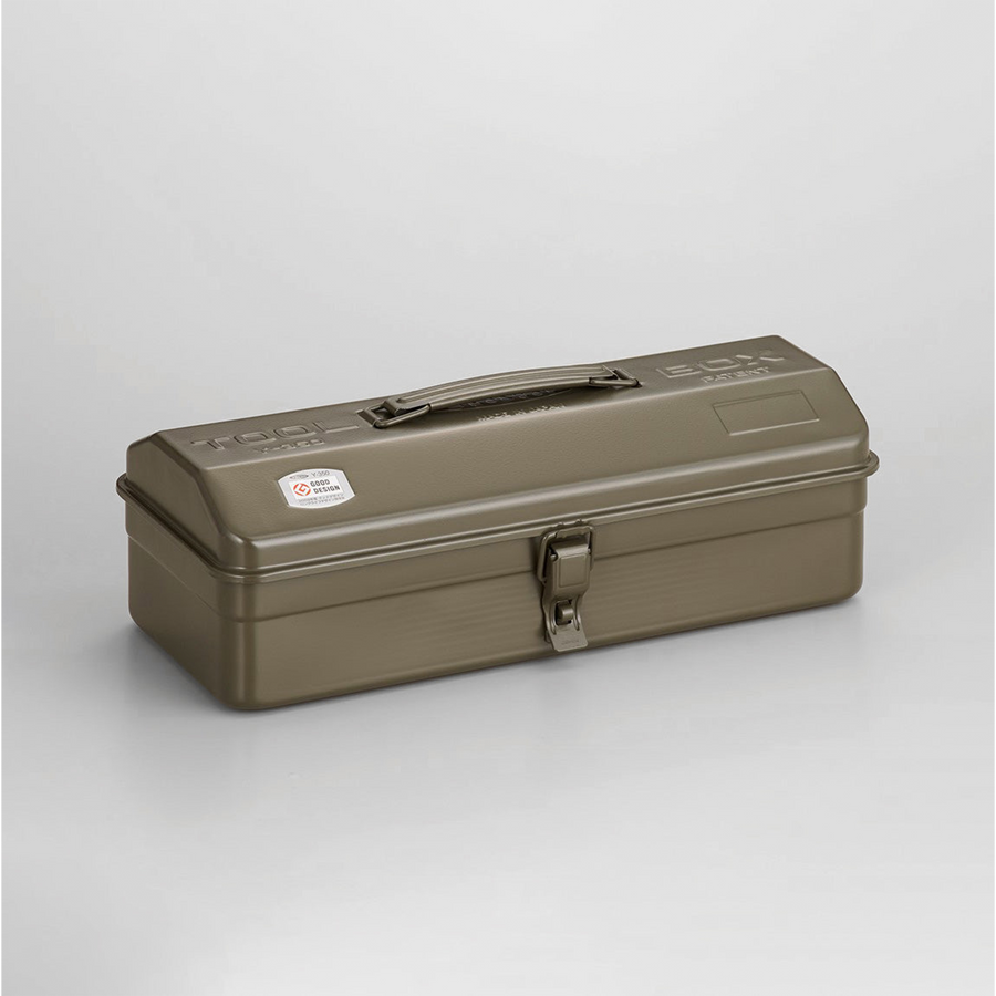 Toyo Steel Y-350 Moss Green. Sturdy moss green steel container with a camber-top cover and round handle, combining durability with a natural aesthetic. 1.3kg.